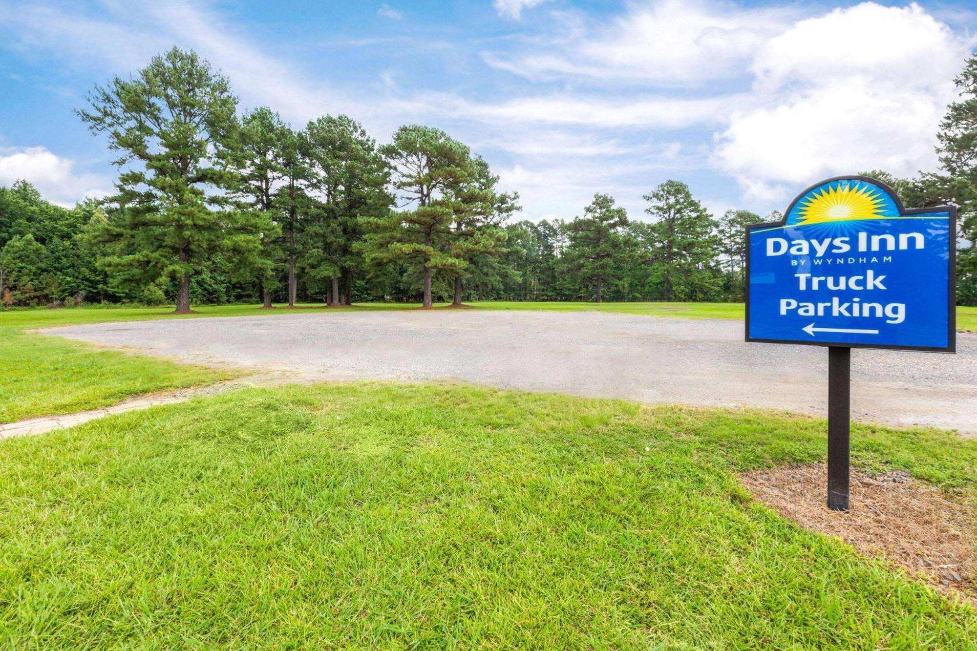Days Inn By Wyndham North Little Rock Maumelle Exterior photo