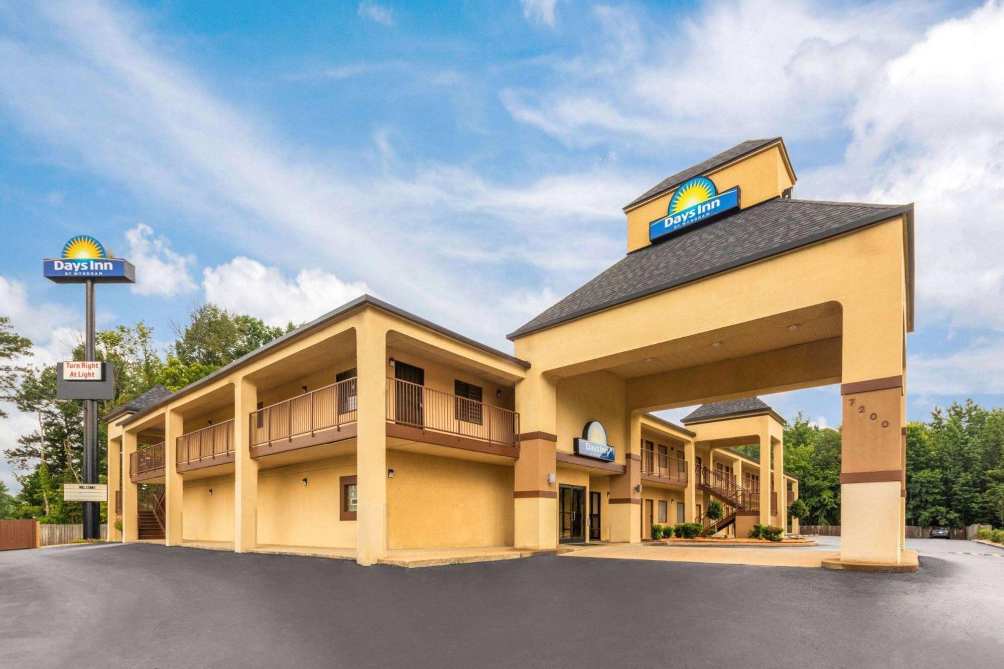 Days Inn By Wyndham North Little Rock Maumelle Exterior photo