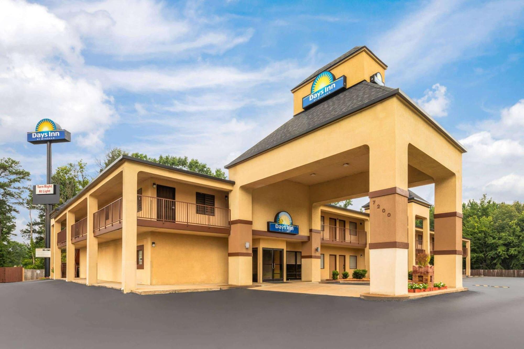 Days Inn By Wyndham North Little Rock Maumelle Exterior photo